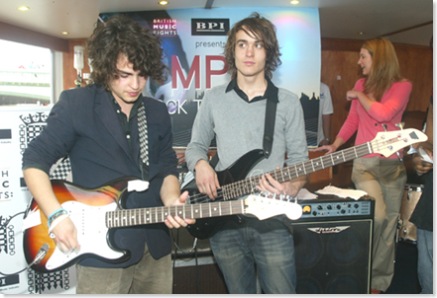 Rock the Boat 1
